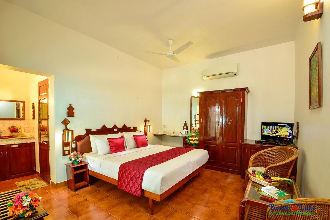 Beach And Lake Ayurvedic Resort, Kovalam Eksteriør bilde