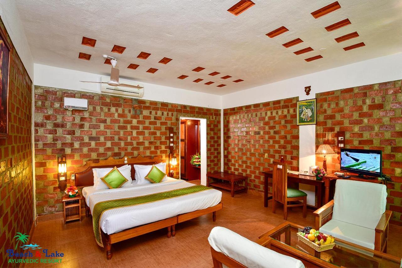 Beach And Lake Ayurvedic Resort, Kovalam Eksteriør bilde