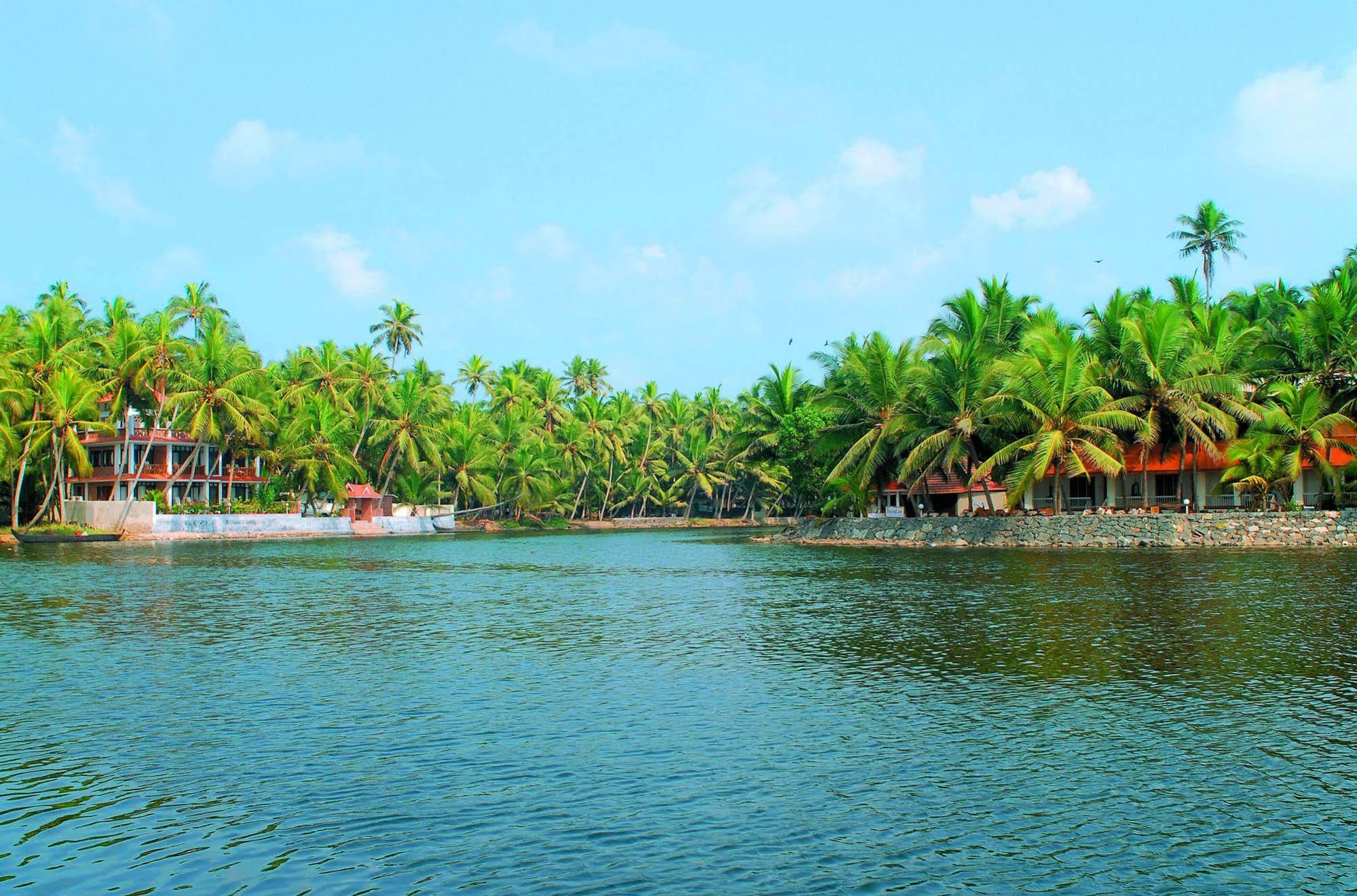 Beach And Lake Ayurvedic Resort, Kovalam Eksteriør bilde