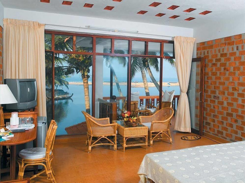 Beach And Lake Ayurvedic Resort, Kovalam Eksteriør bilde