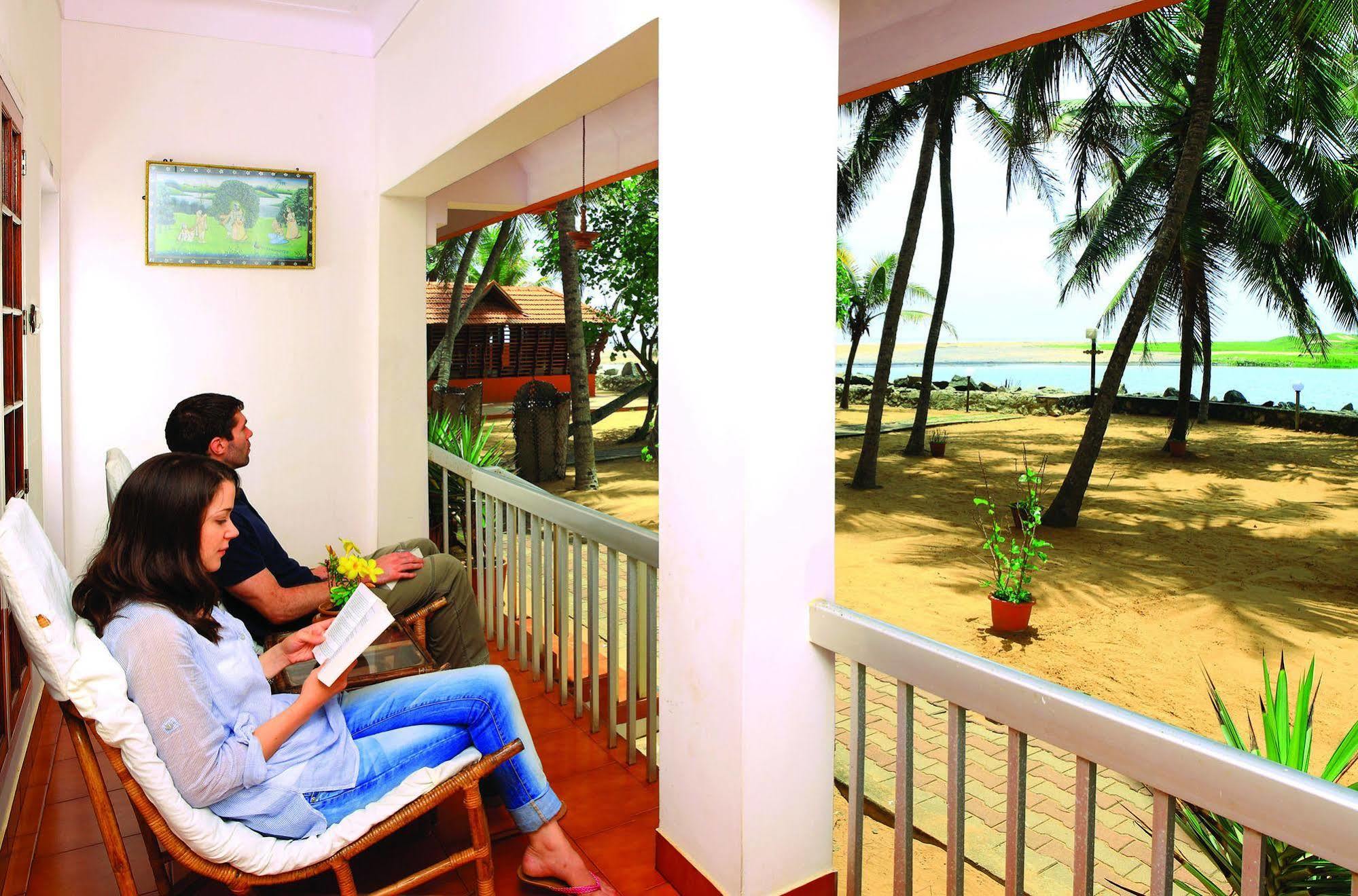Beach And Lake Ayurvedic Resort, Kovalam Eksteriør bilde